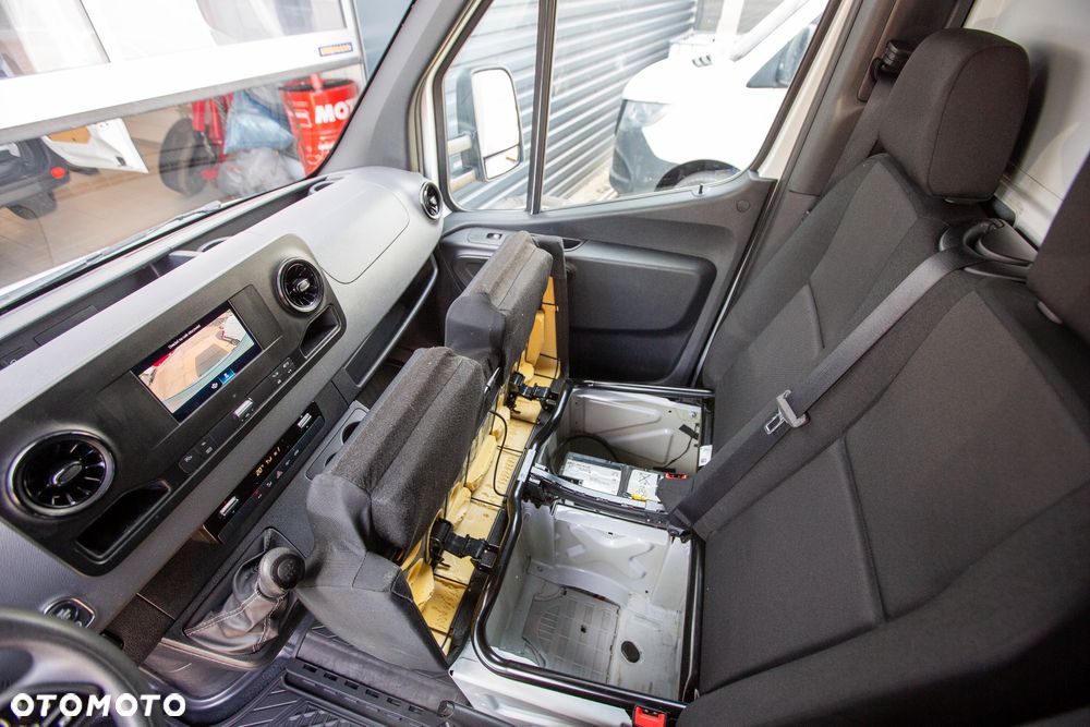 Mercedes-Benz Sprinter 316 2,2 CDI KONTENER + WINDA 750kg - 14