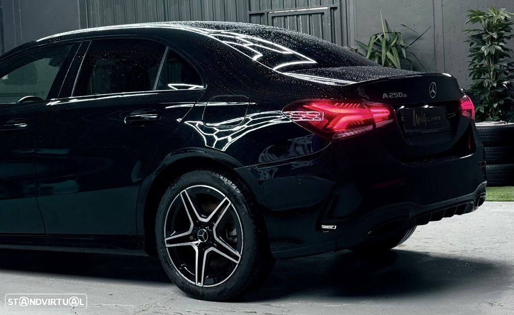 Mercedes-Benz A 250 Limousine e 8G-DCT AMG Line Advanced Plus - 1