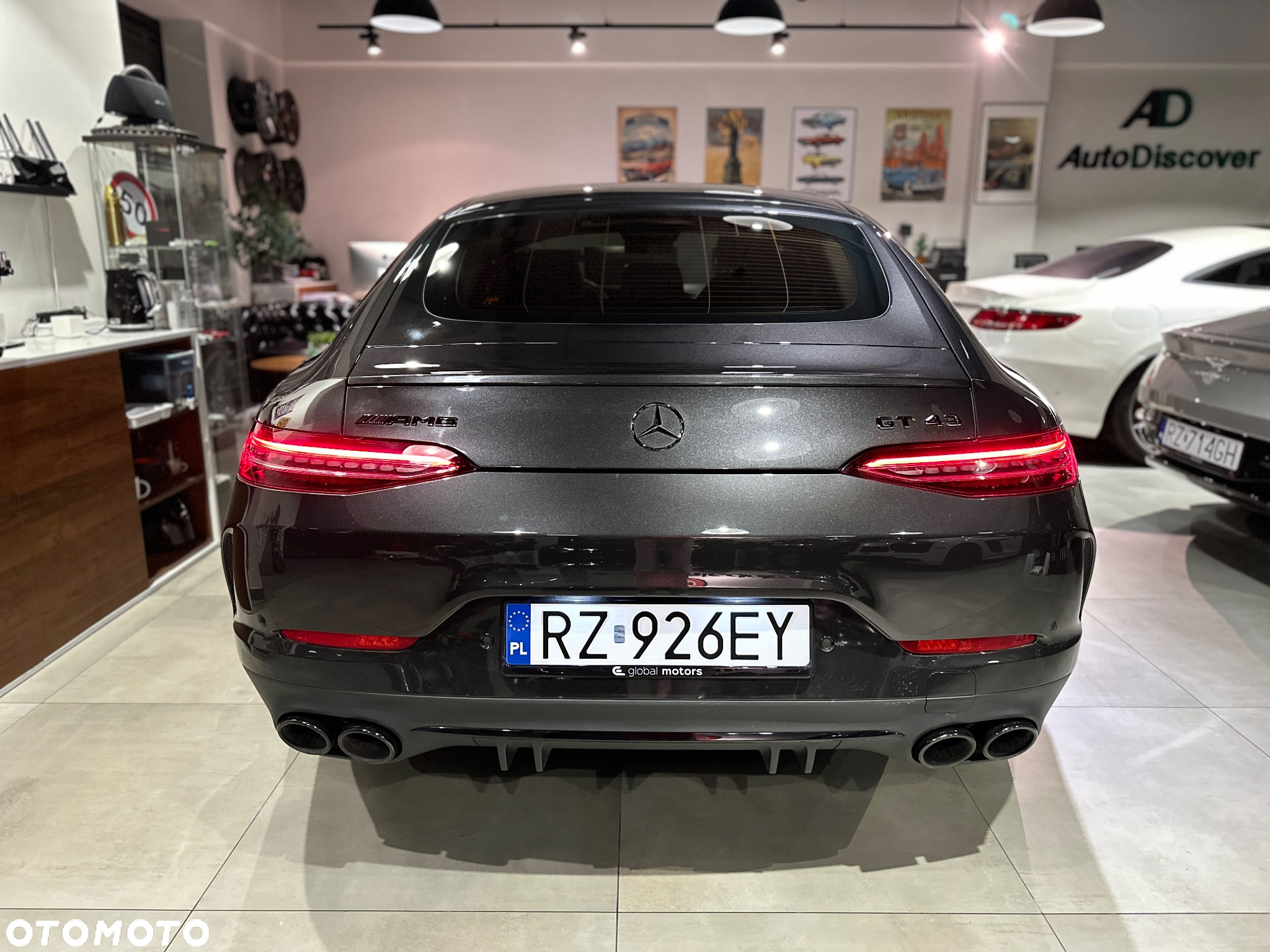 Mercedes-Benz AMG GT - 11