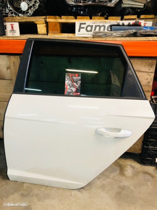 Porta traseira ESQ SEAT LEON 5F1 SC (2013- - 2