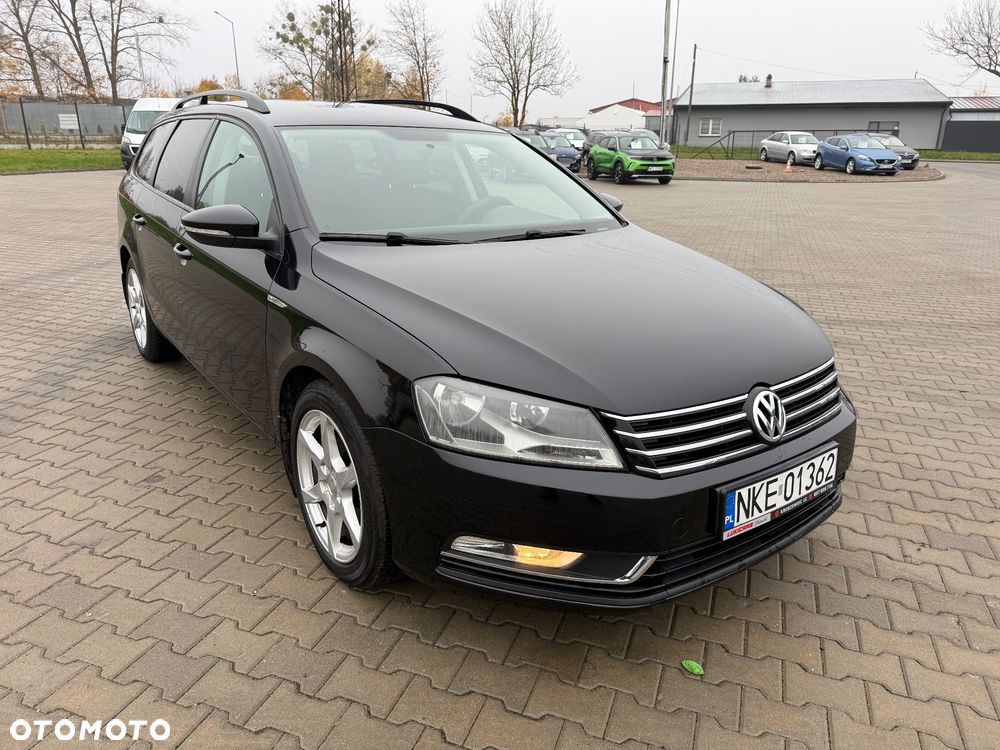 Volkswagen Passat 2.0 Blue TDI SCR Comfortline - 15