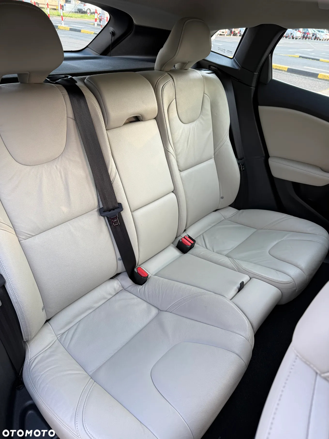 Volvo V40 D3 - 16