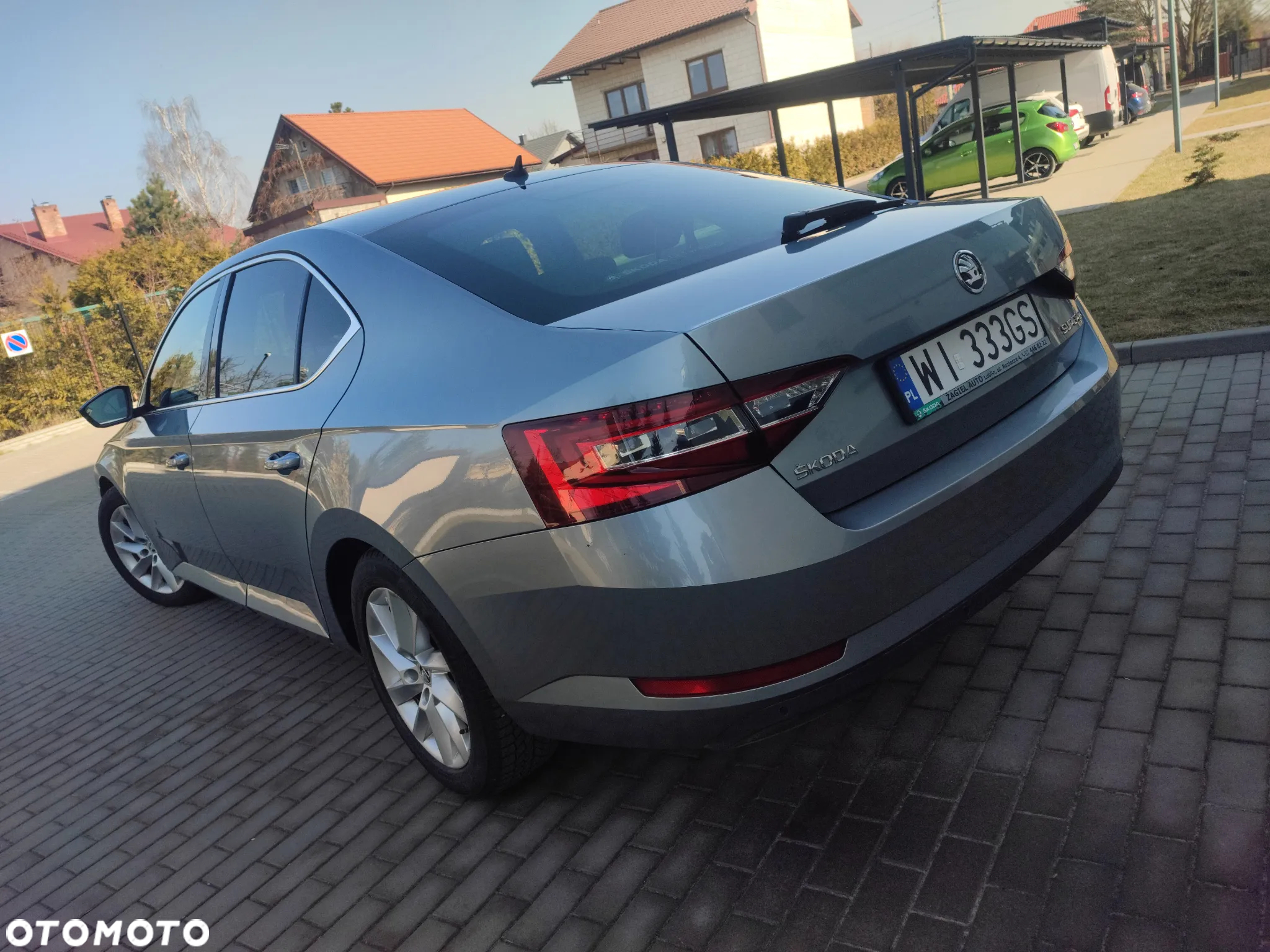Skoda Superb 1.8 TSI Ambition DSG - 3