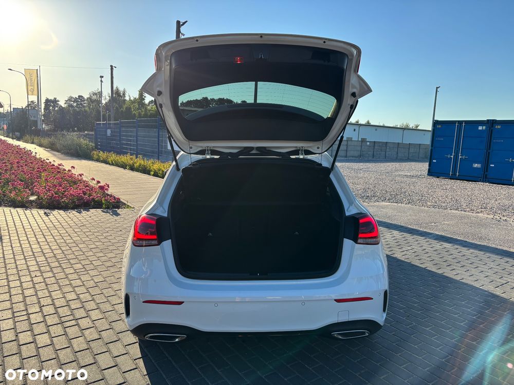 Mercedes-Benz Klasa A 220 4-Matic 7G-DCT - 3