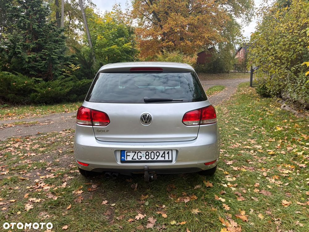Volkswagen Golf 2011 photo 4