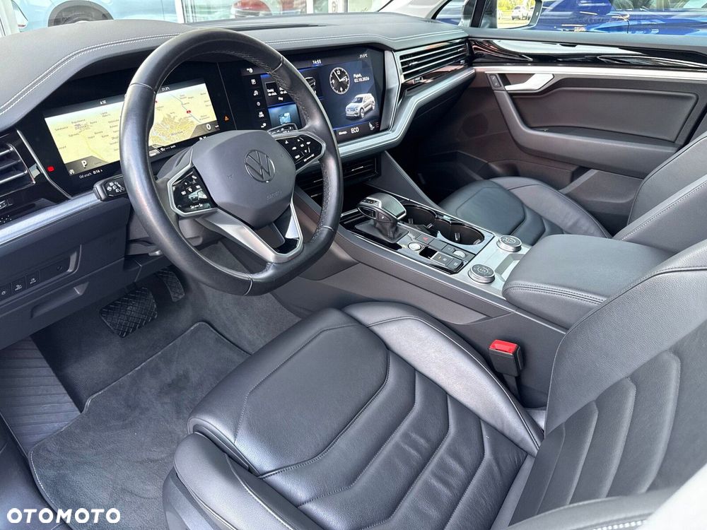 Volkswagen Touareg 3.0 V6 TDI 4Motion R-Line - 12