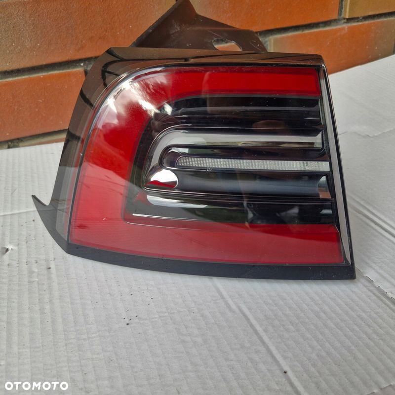 Lampa lewa tylna TESLA 3 LIFT tył lewy - 6