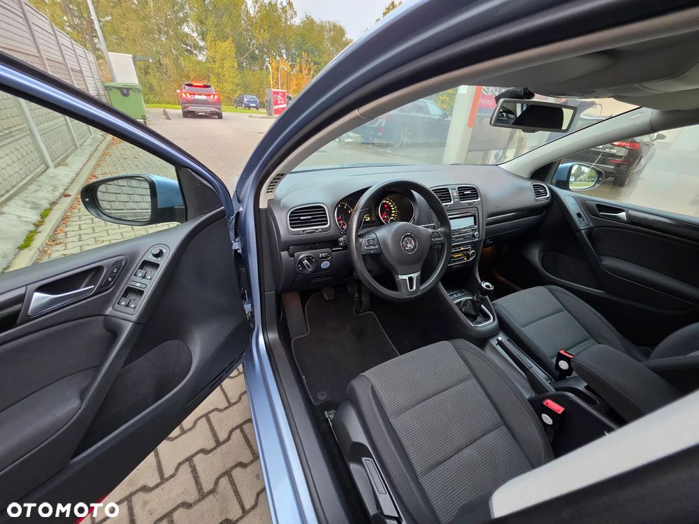 Volkswagen Golf - 19