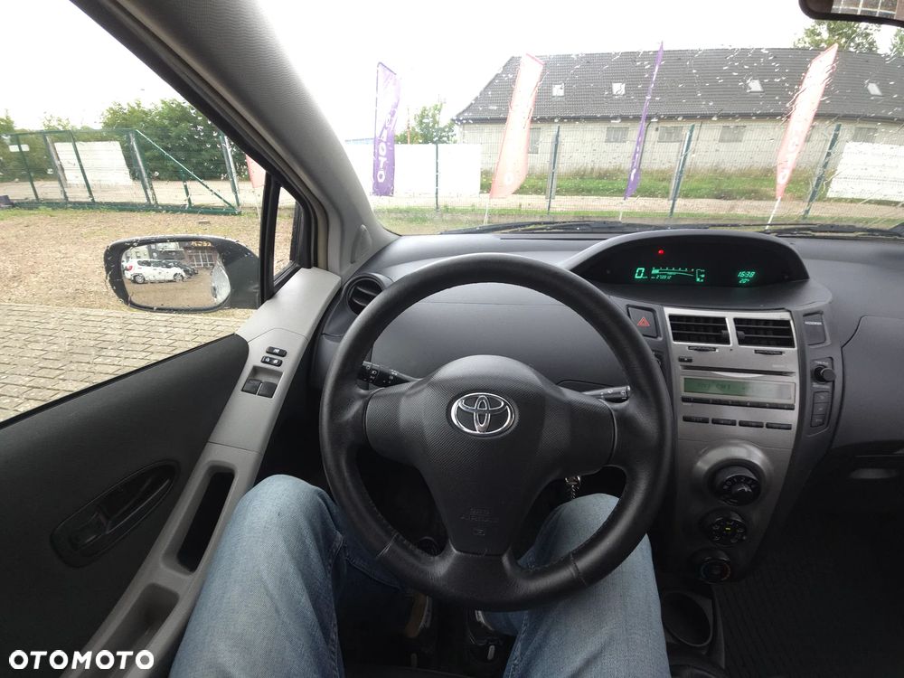 Toyota Yaris 1.4 D-4D Luna EU5 - 27