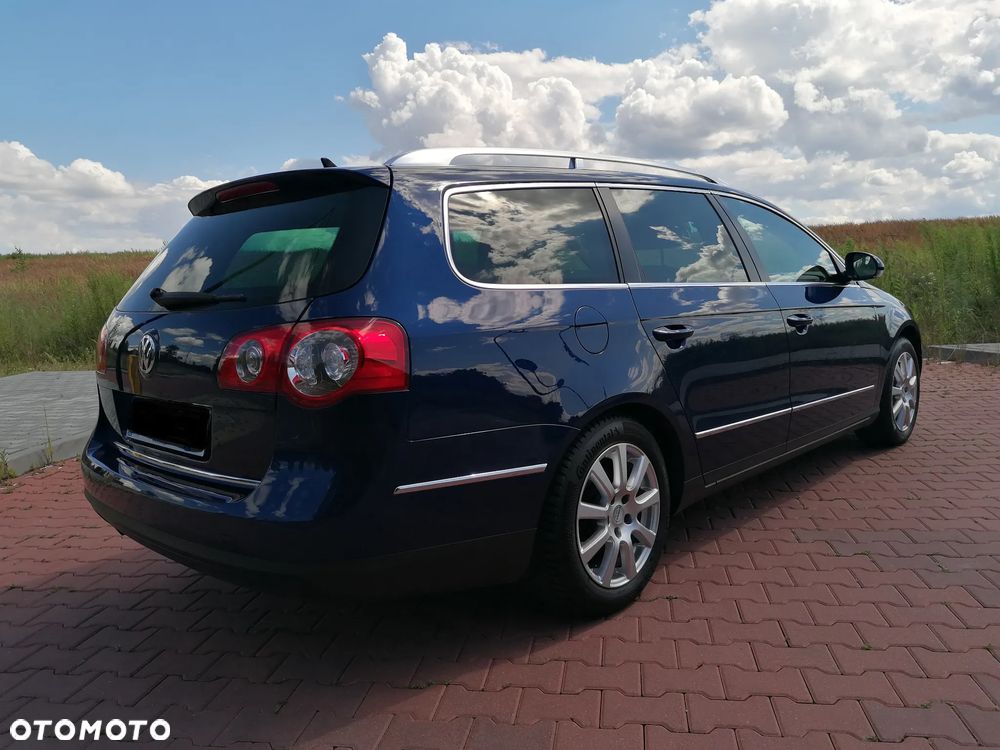 Volkswagen Passat Variant 2.0 TDI DPF DSG Highline - 12