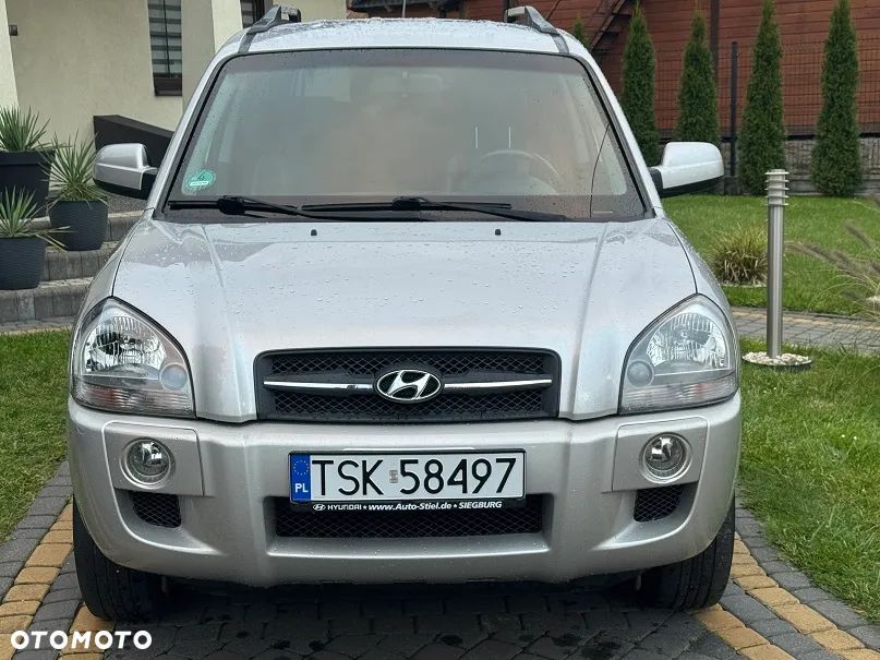 Hyundai Tucson 2.0 Elegance / Premium - 2