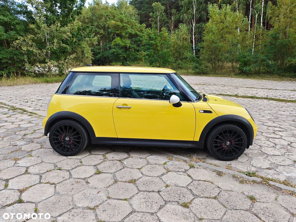 MINI ONE D - 7