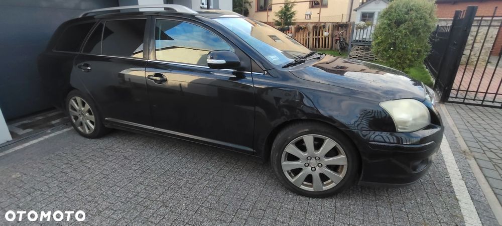 Toyota Avensis 2.0 D-4D - 2