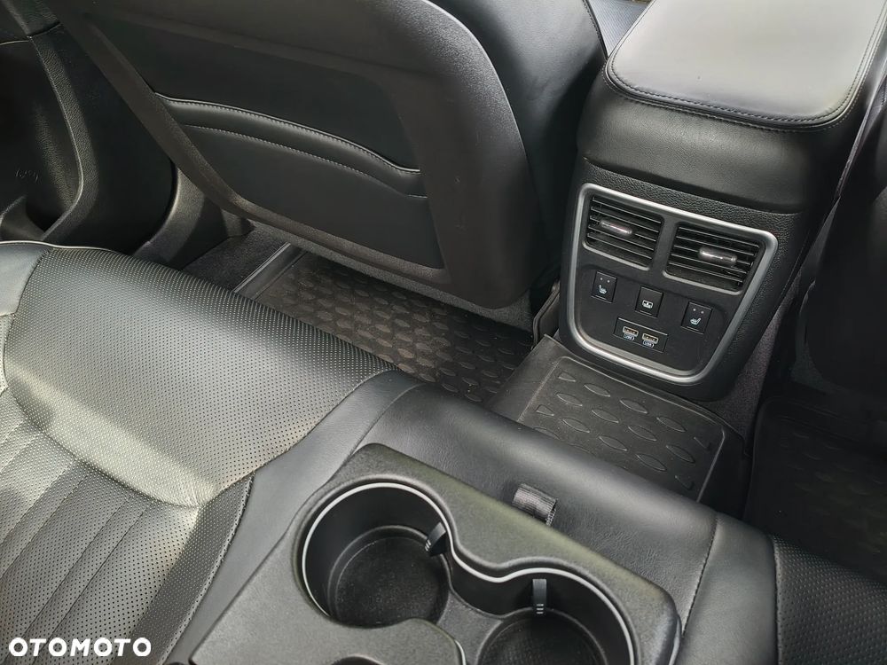 Chrysler 300s - 7