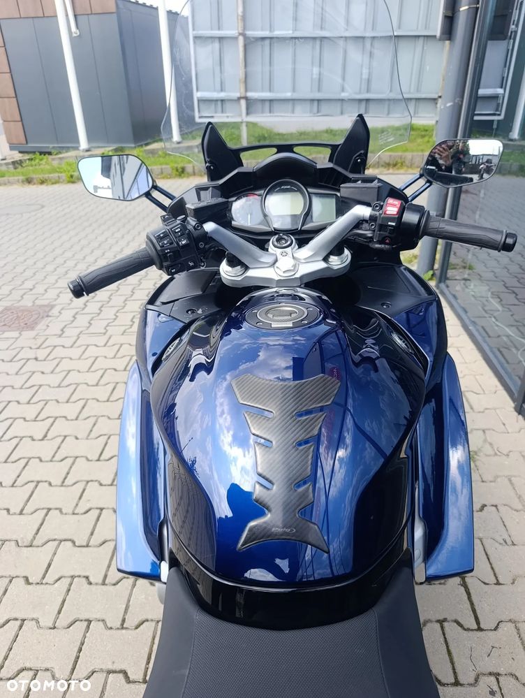 Yamaha FJR - 4