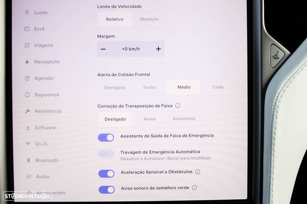 Tesla Model X Long Range - 23