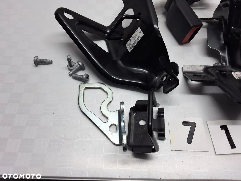 MERCEDES B-KLASA W246 MOCOWANIA TYLNICH FOTELI JAK NA FOTO ZA KOMPLET A246920024  A2469200324. A2469200224 - 7