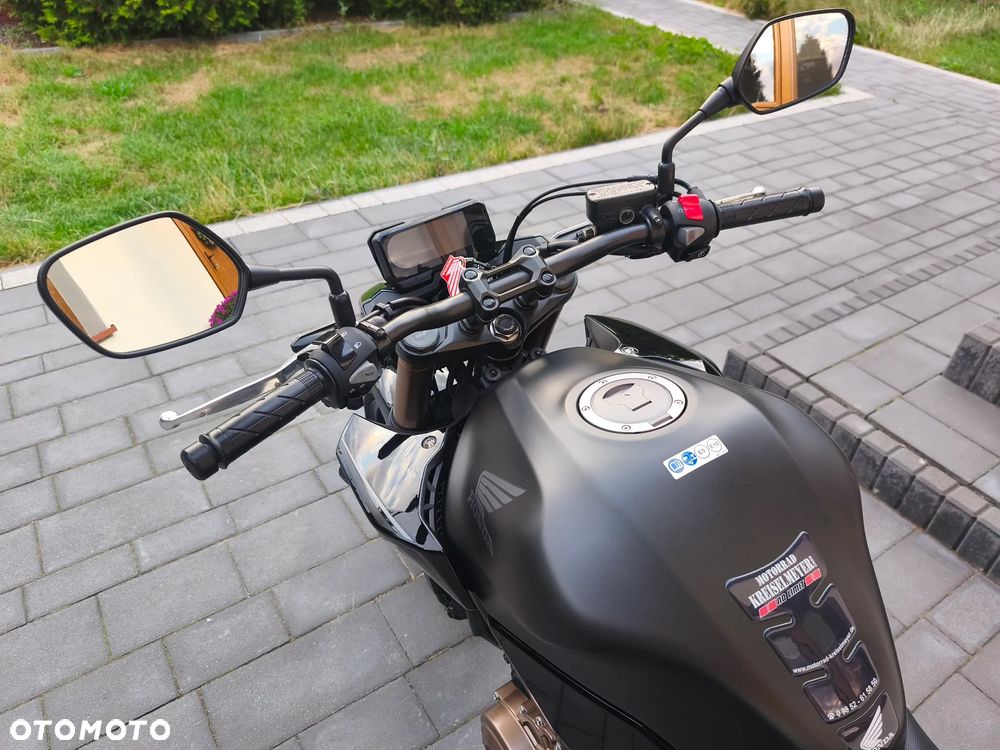 Honda CB - 19