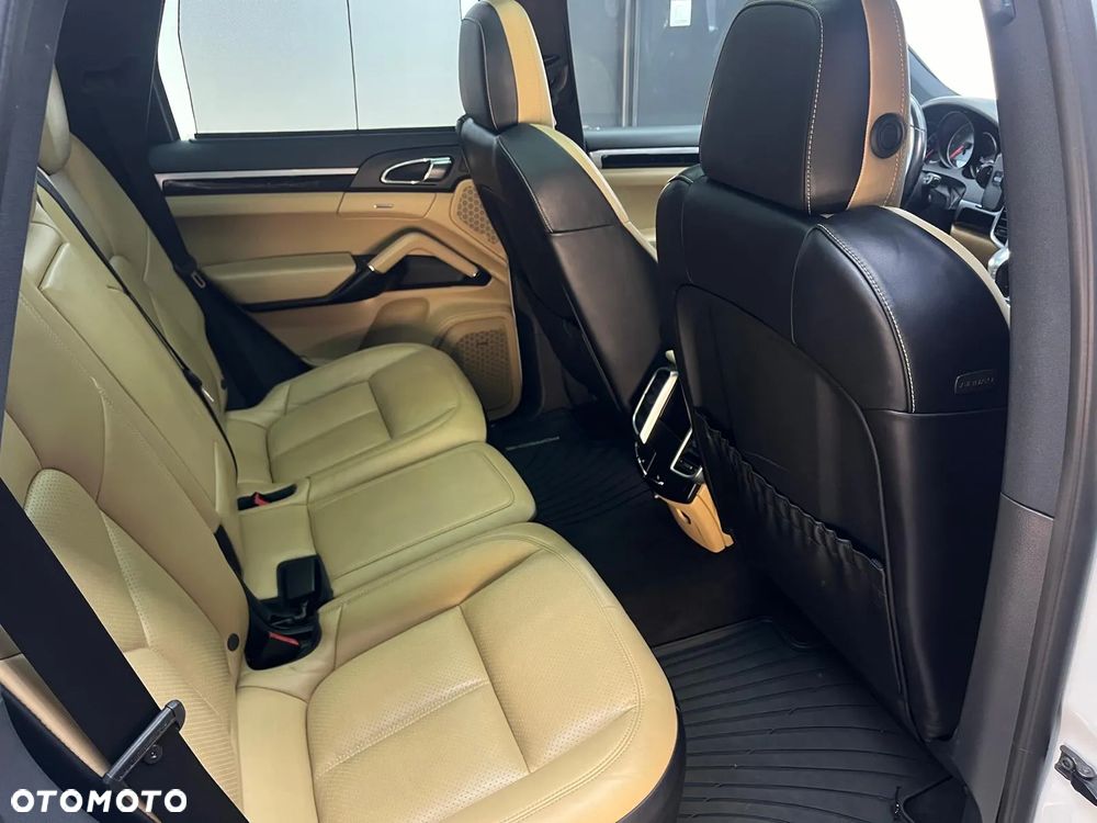 Porsche Cayenne GTS Tiptronic S - 21