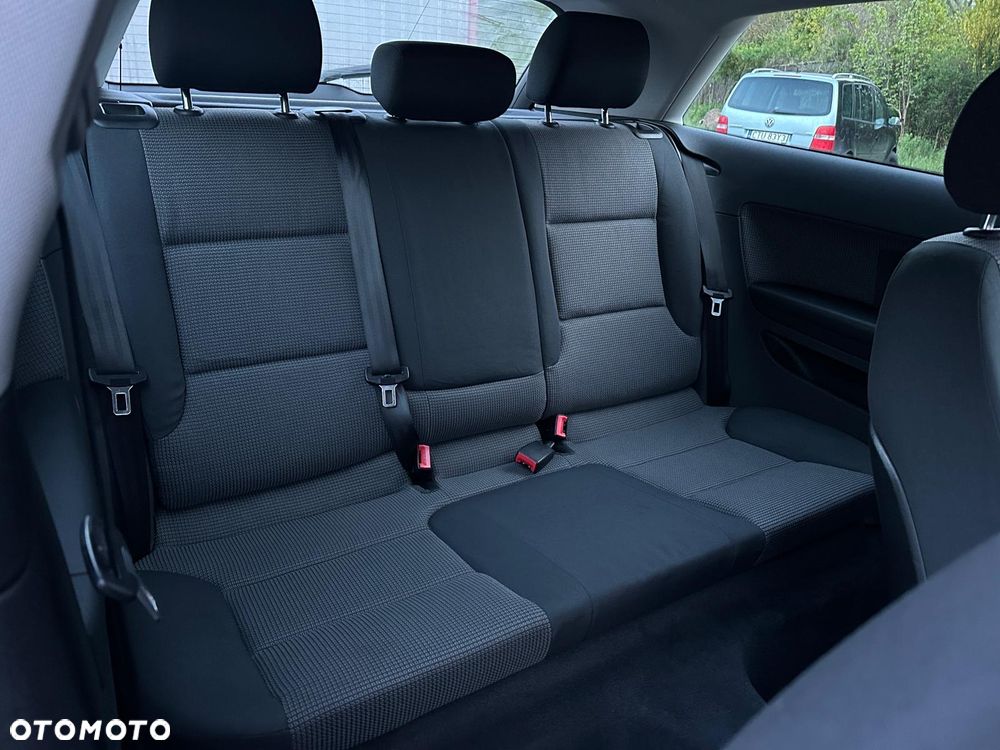 Audi A3 3-drzwiowe 1.6 Attraction - 24