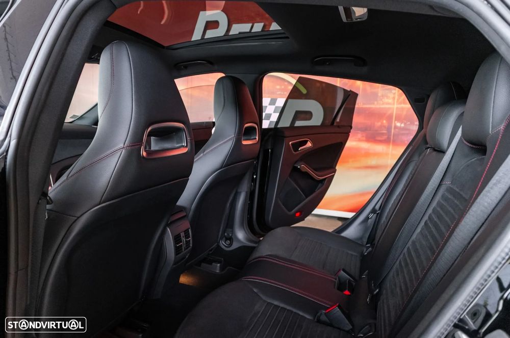 Mercedes-Benz CLA 45 AMG Shooting Brake 4-Matic - 22