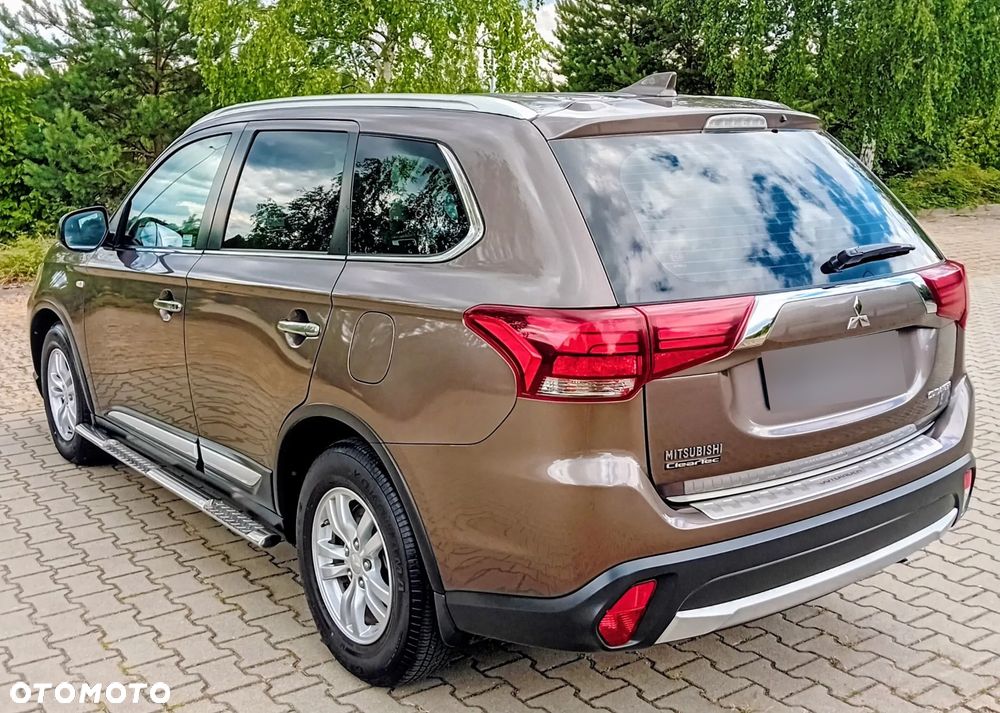 Mitsubishi Outlander 2.0 City Style 2WD - 27