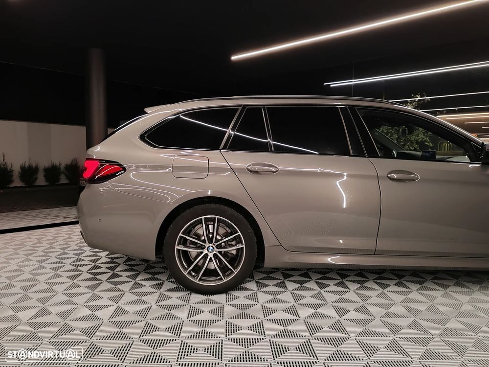 BMW 530 e Pack Desportivo M - 11