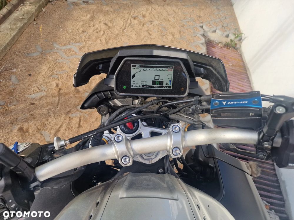 Yamaha MT - 10