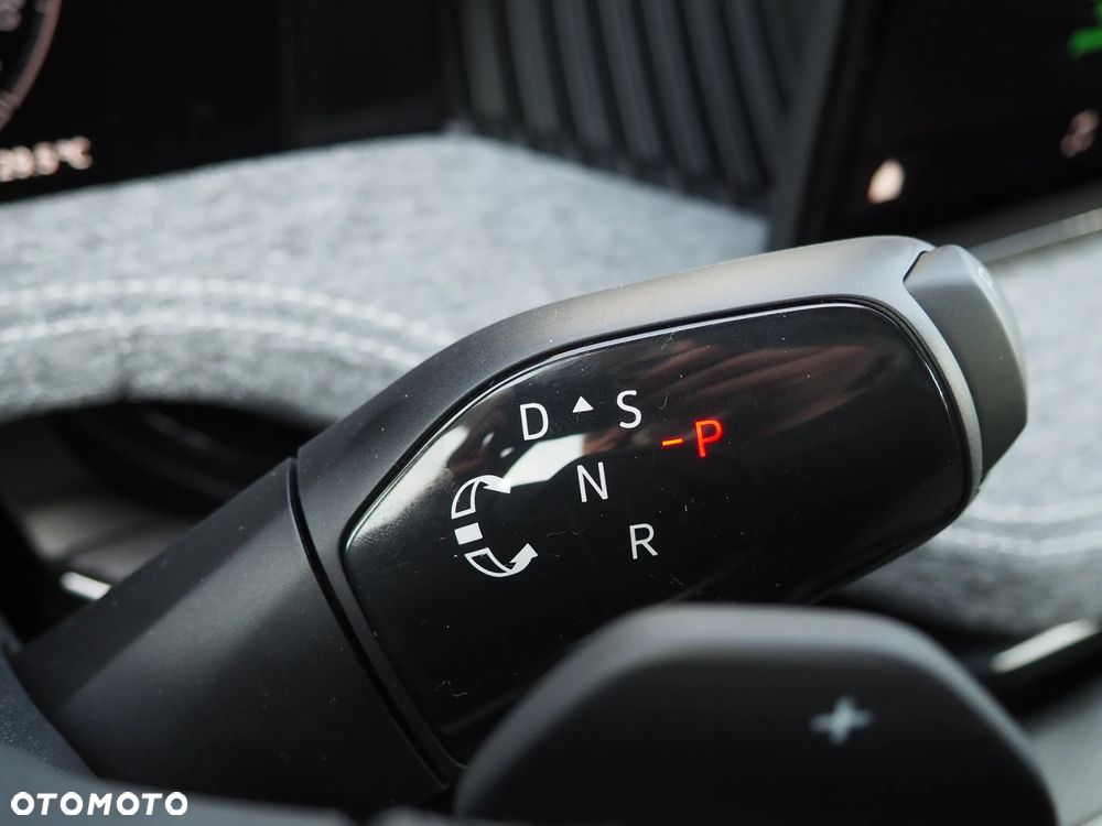 Skoda Superb 2.0 TDI SCR 4x4 Drive DSG - 14