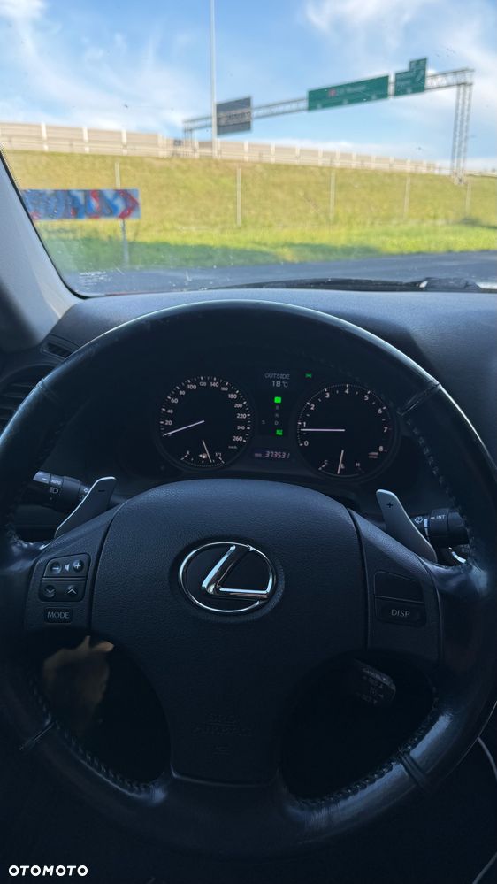 Lexus IS 250 Comfort - 8