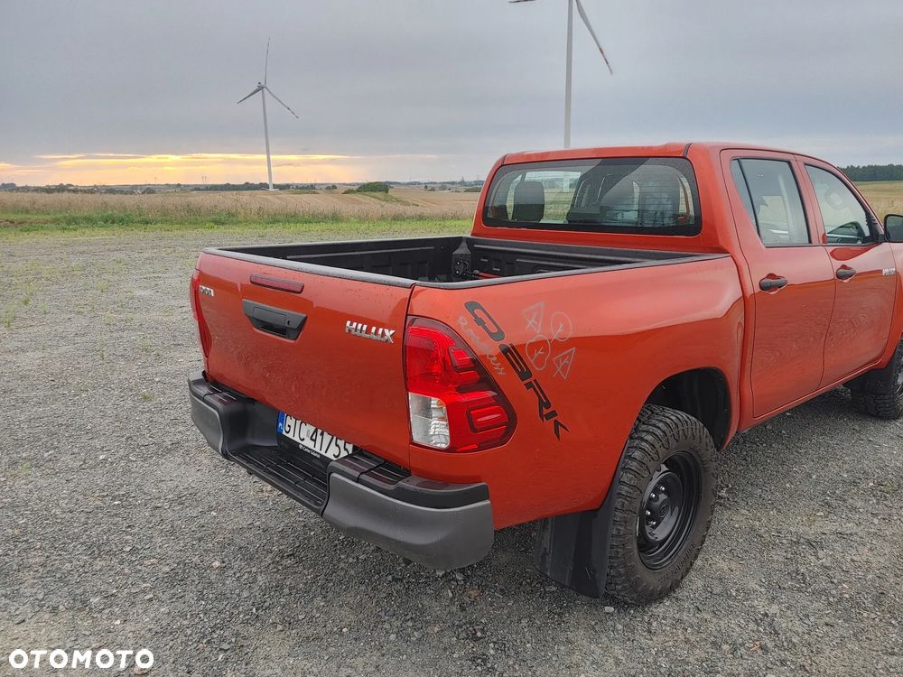 Toyota Hilux 2.4 D-4D Double Cab DLX 4x4 - 6