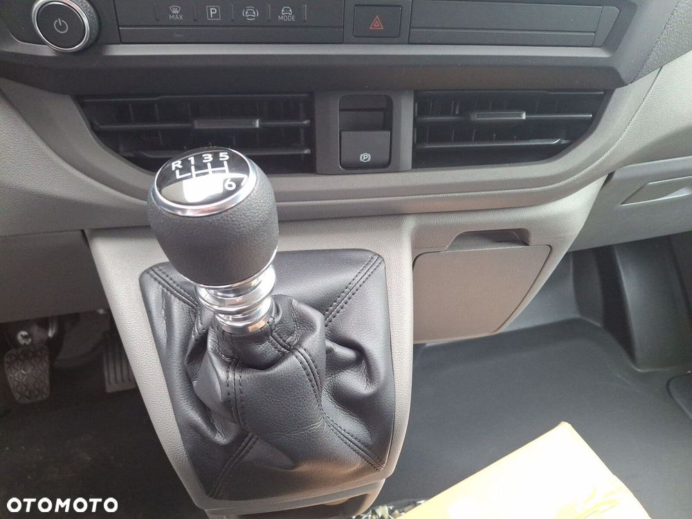 Volkswagen Transporter - 40