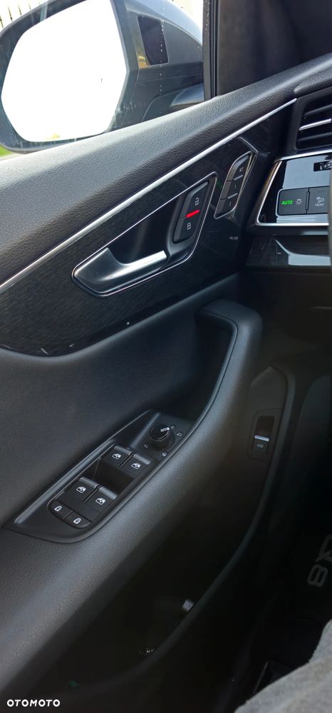 Audi Q8 55 TFSI quattro tiptronic - 8