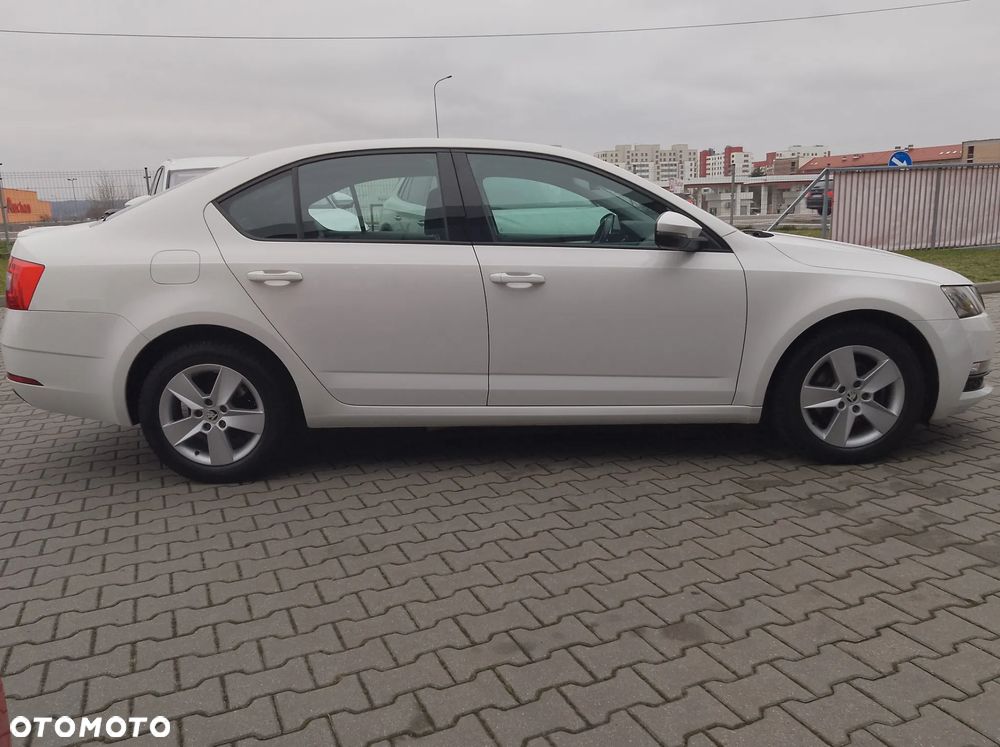 Skoda Octavia 1.5 TSI GPF ACT Ambition - 4