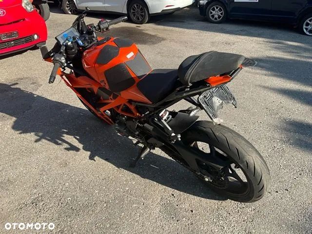 KTM RC 390 - 4