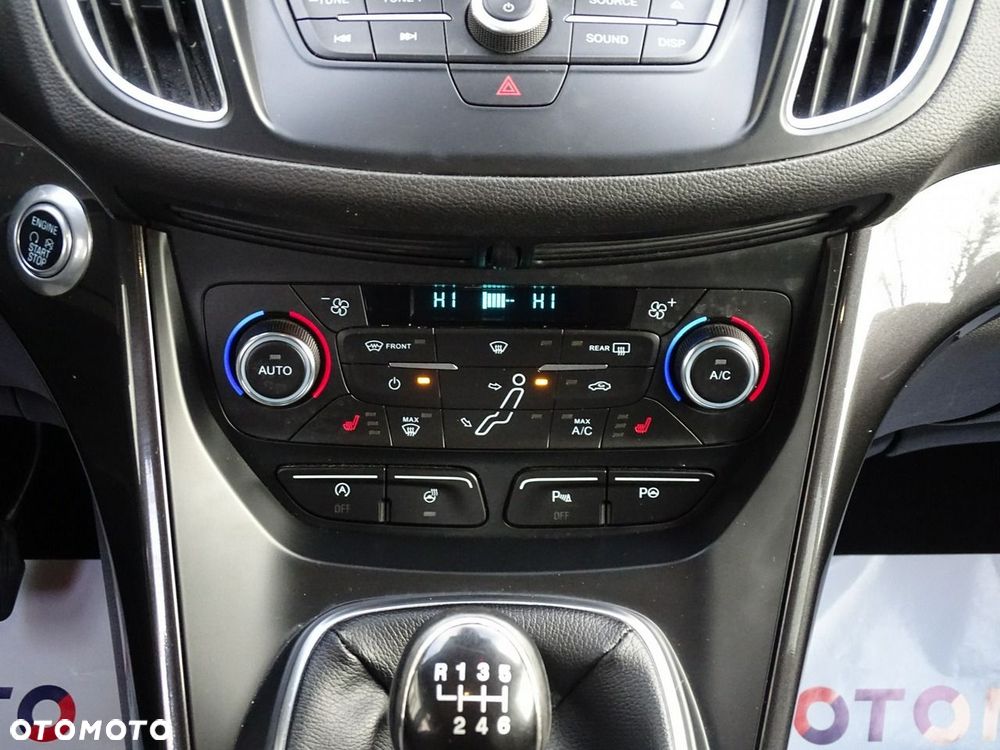 Ford Grand C-MAX - 24