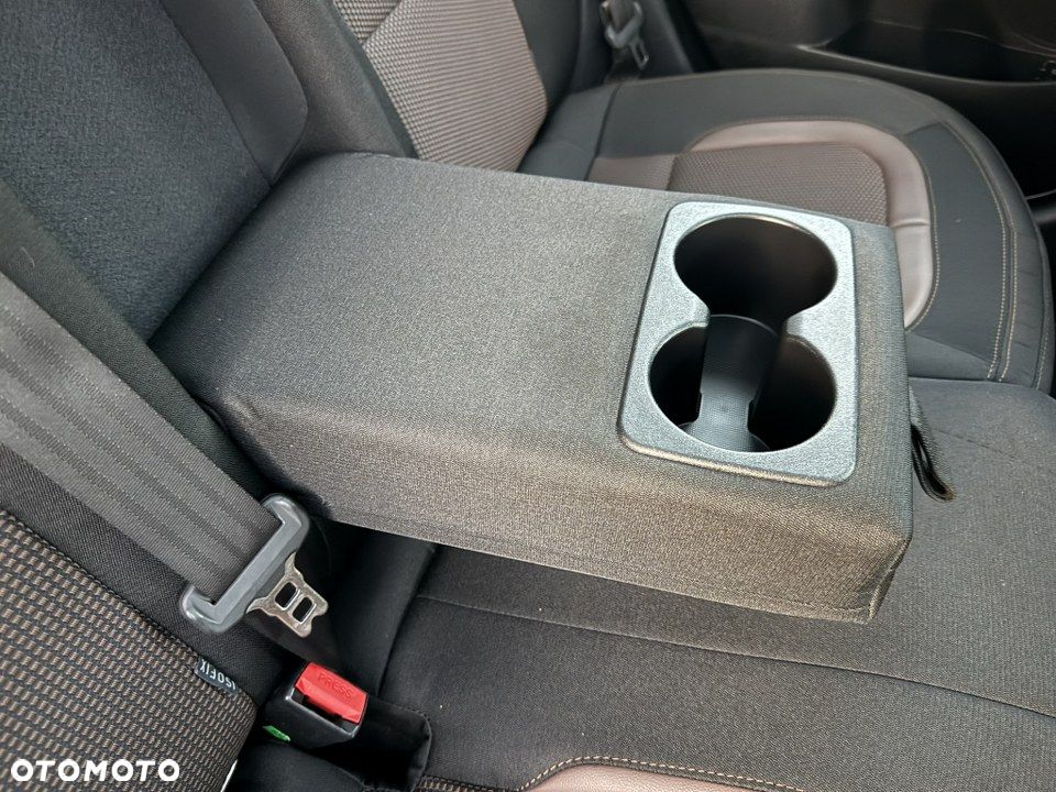 Kia Ceed 1.6 GDI XL DCT - 36