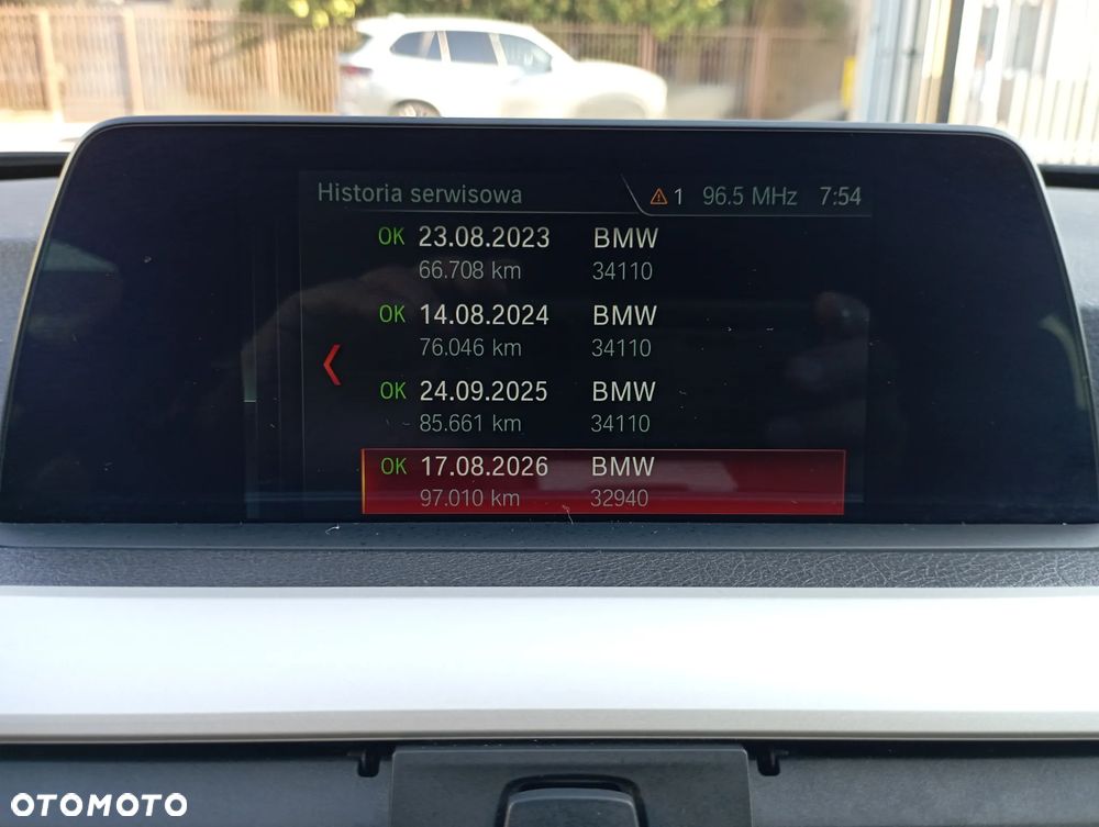 BMW Seria 3 318i - 22