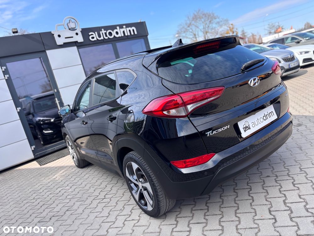 Hyundai Tucson 2.0 CRDI 4WD Automatik Premium - 12