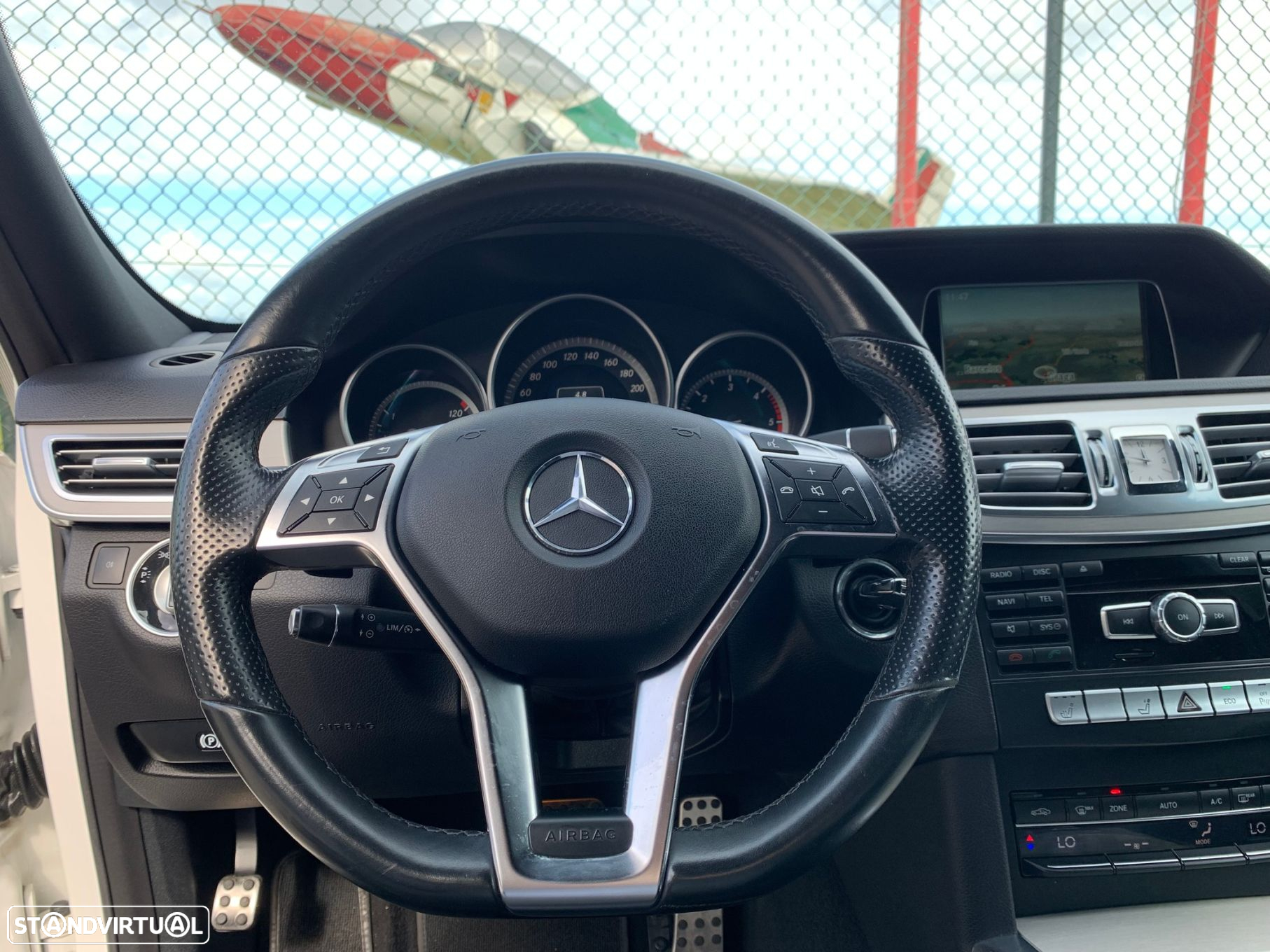 Mercedes-Benz E 220 BlueTEC Avantgarde Auto. - 14
