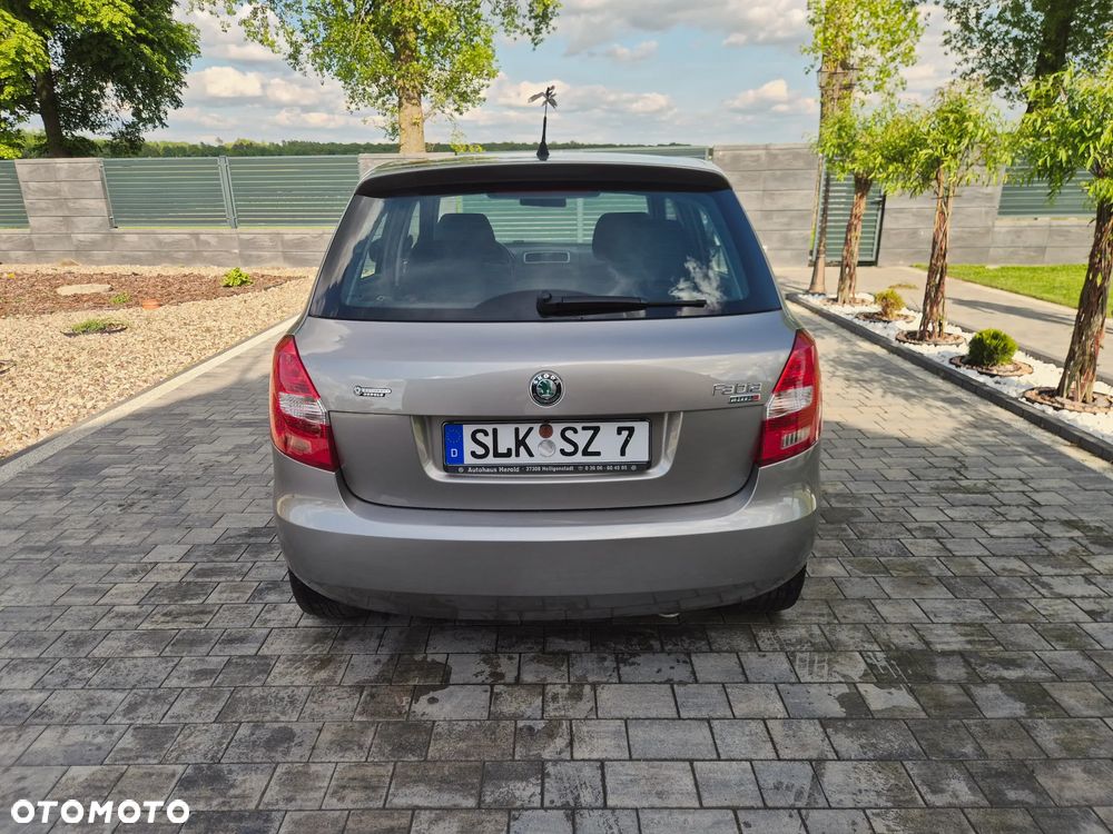 Skoda Fabia 1.2 HTP Elegance - 25