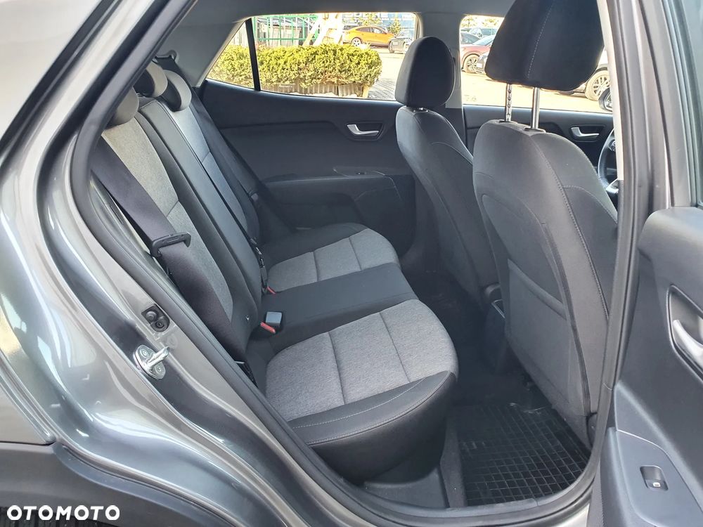 Kia Stonic 1.2 M - 23