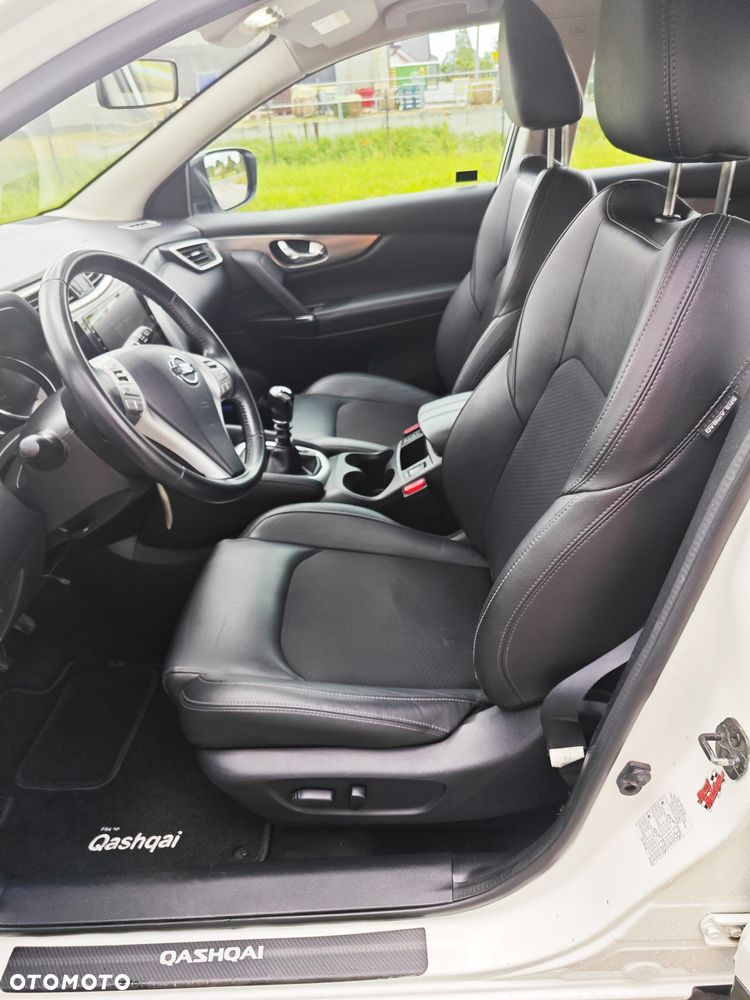 Nissan Qashqai - 11