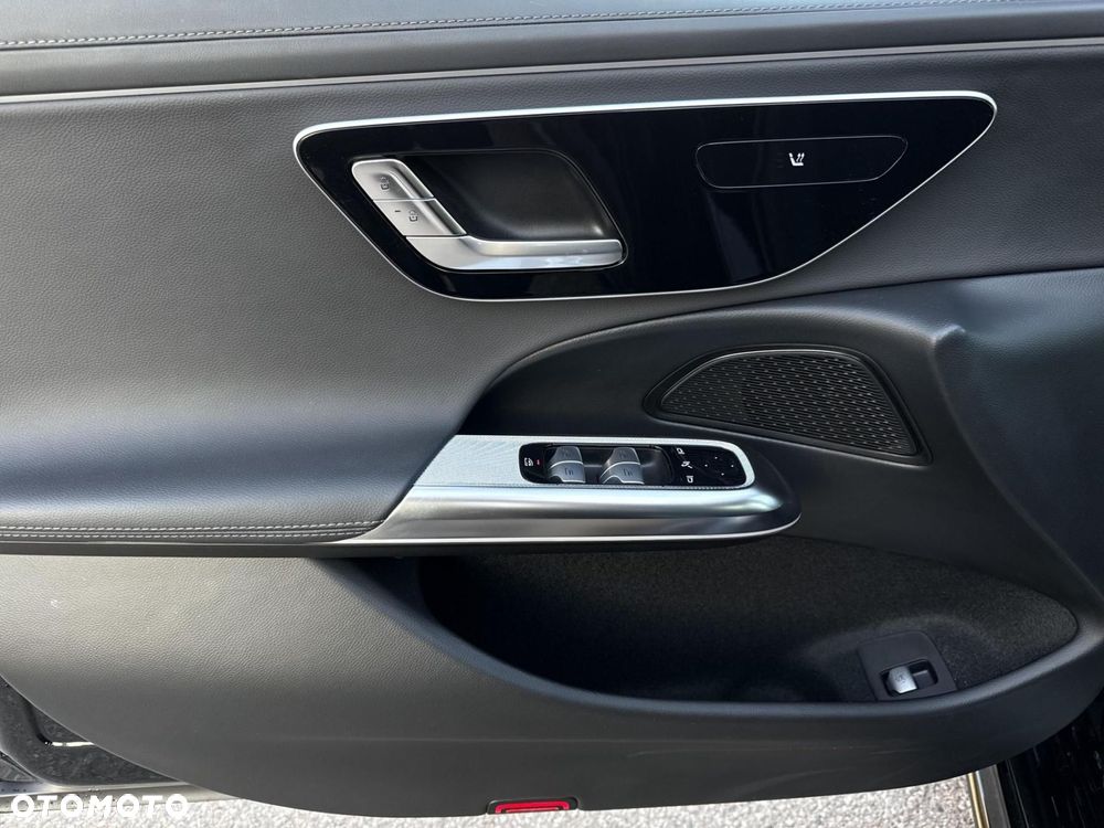 Mercedes-Benz Klasa E - 9