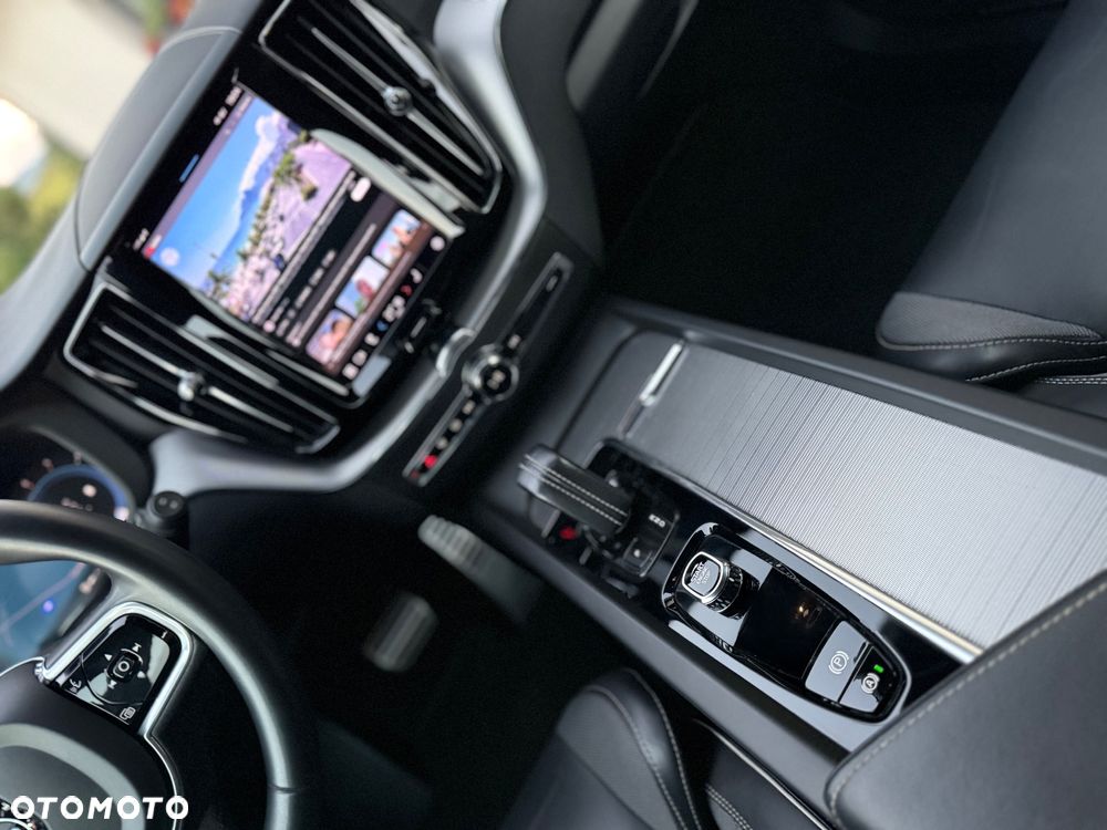 Volvo XC 60 B4 D Geartronic RDesign - 16