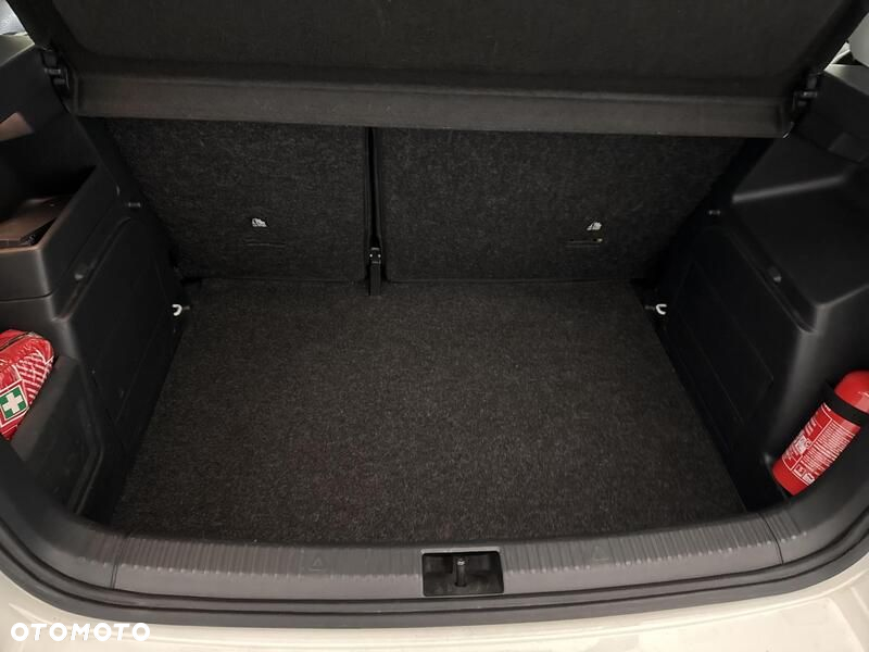 Skoda Fabia 1.0 TSI Active - 20