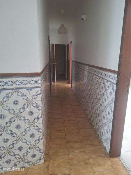 Apartamento T3 (1º Andar de Vivenda) Catujal - Grande imagem: 2/10