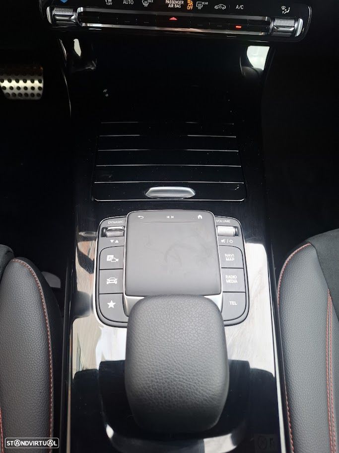 Mercedes-Benz A 200 7G-DCT AMG Line - 11