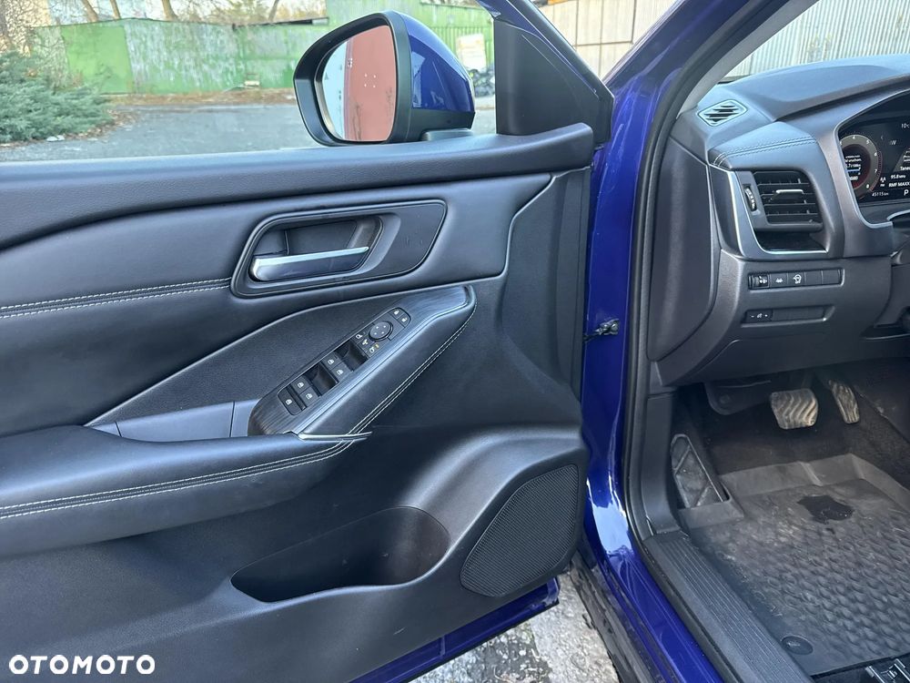 Nissan Qashqai 1.3 DIG-T MHEV N-Connecta Xtronic - 12