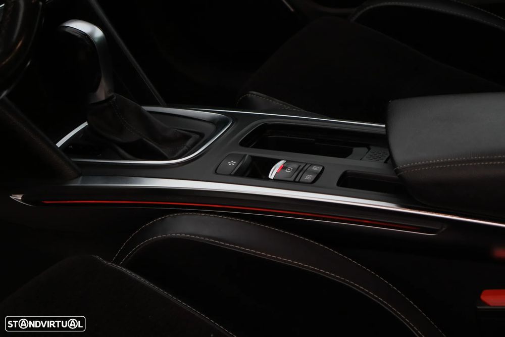 Renault Mégane Sport Tourer ENERGY dCi 110 EDC BOSE EDITION - 8